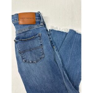 Lucky Brand Women's Sweet Mid‎ Rise Kick Crop Frayed Hem Jeans Denim